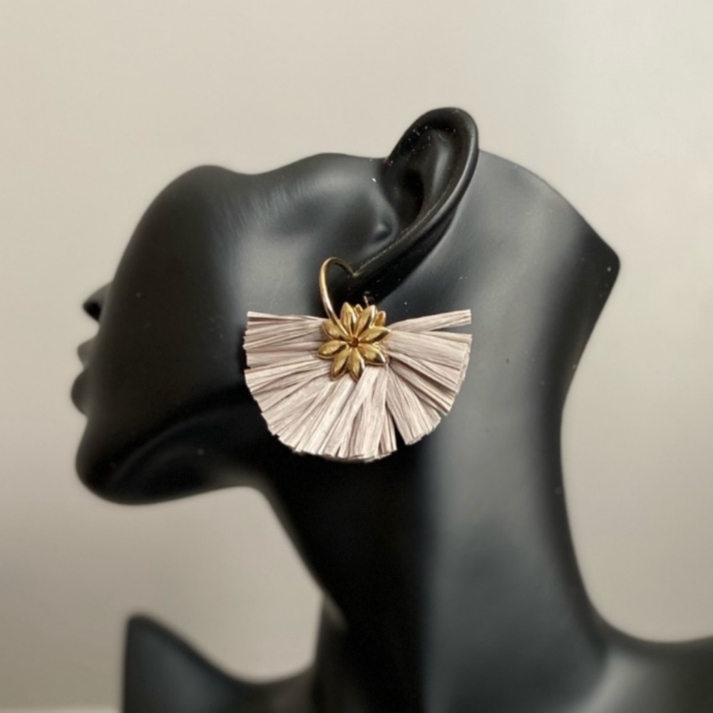 Raffia Fan Floral Drop Tassel Earrings